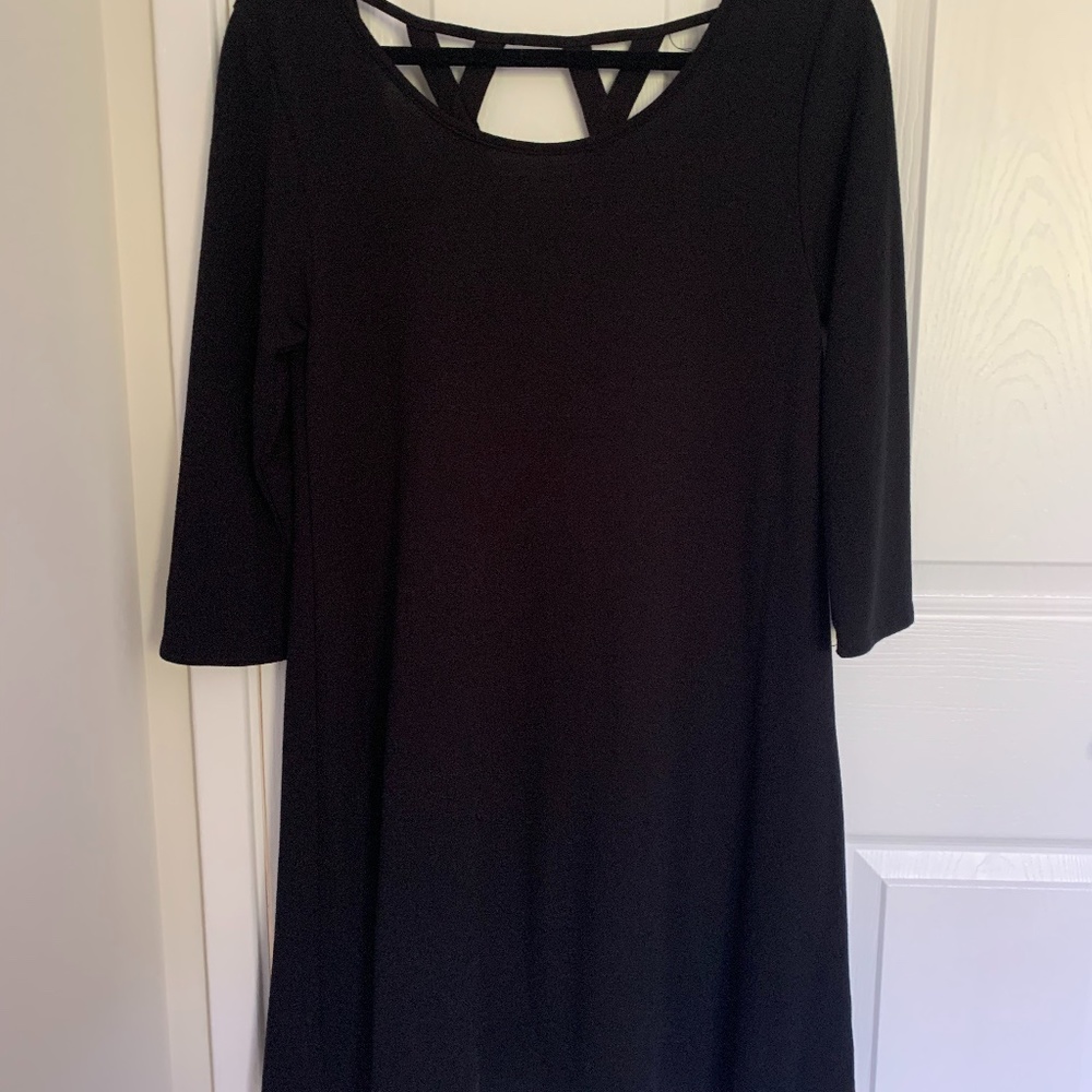 Francesca's alya- Little black dress